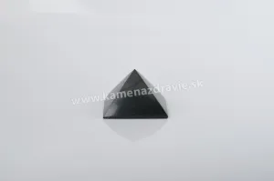Šungit pyramída 4cm