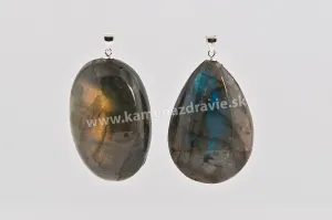 Prívesok labradorit kabašon Ag